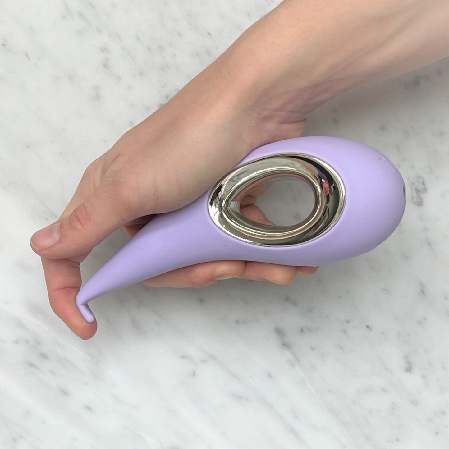Dot - clitoris stimulator van Lelo