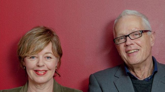 Boek 'Seks: Gids voor meer genieten van seks' van De Paarse Keizerin op witte achtergrond