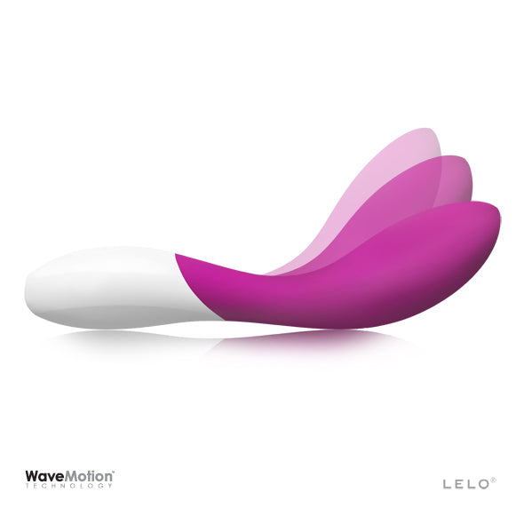 Lelo Mona Wave zwarte intimate wellness vibrator vooraanzicht op witte achtergrond