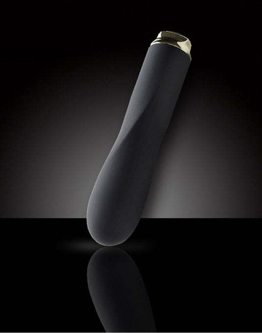 Luxe verpakking en oplaadkabel behorend bij De Paarse Keizerin Foxy vibrator