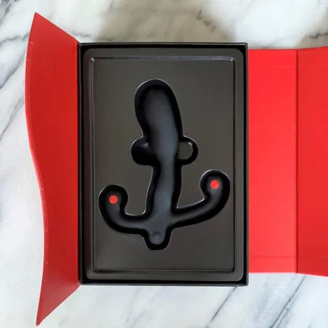 Close-up van de bedieningsknoppen op de Aneros Helix Syn V massager