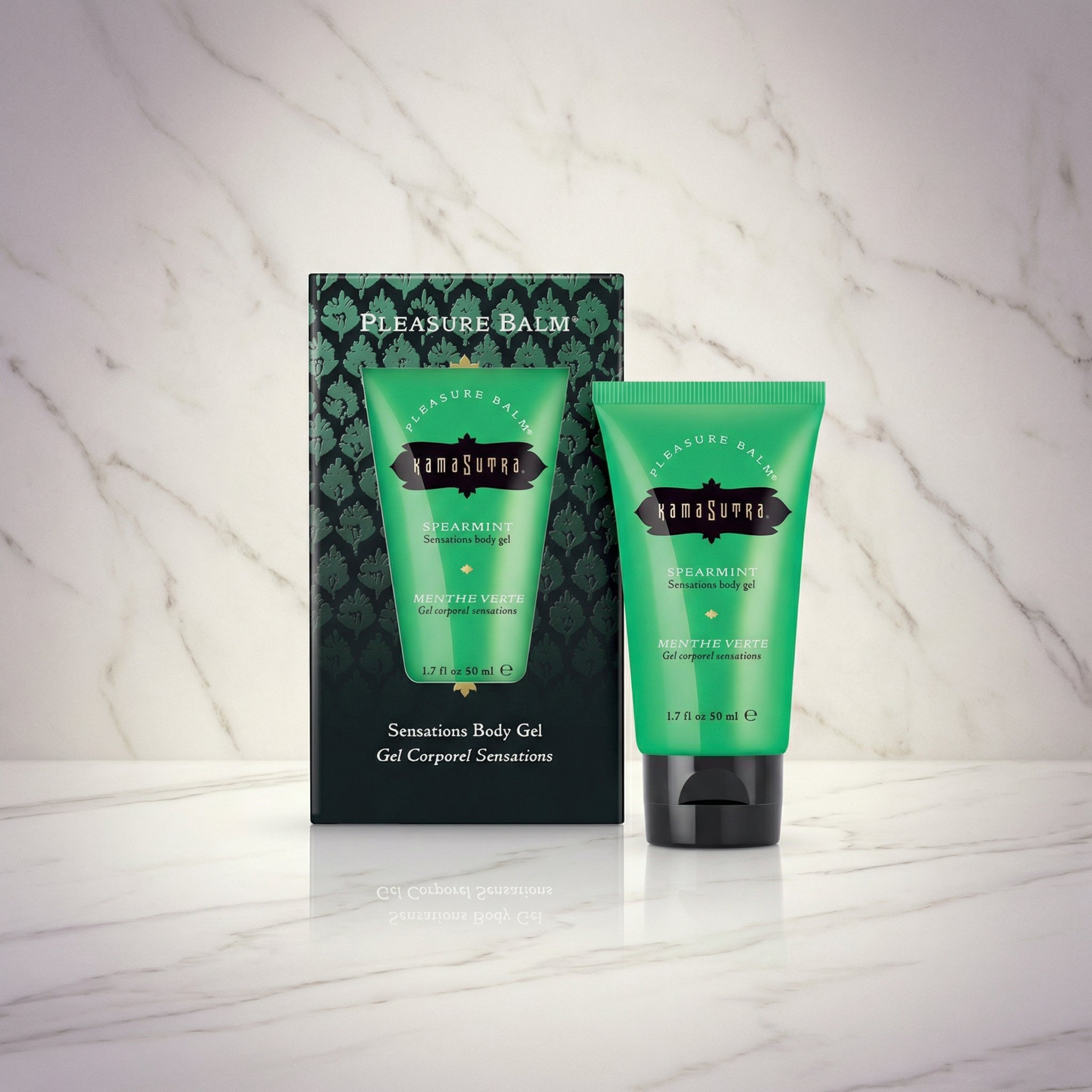 Kamasutra stimulerende gel voor mannen van De Paarse Keizerin op witte achtergrond