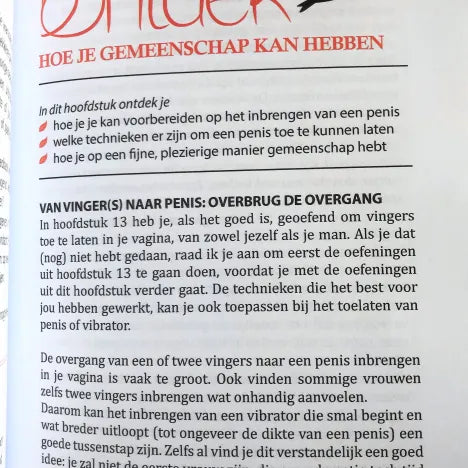 Close-up van de voorkant en titel van De Paarse Keizerin vaginisme gids
