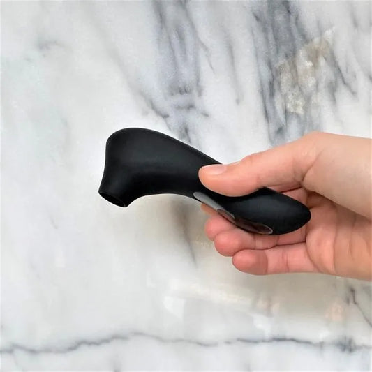 Close-up van bedieningsknoppen en premium siliconen materiaal van Rock Star stimulator